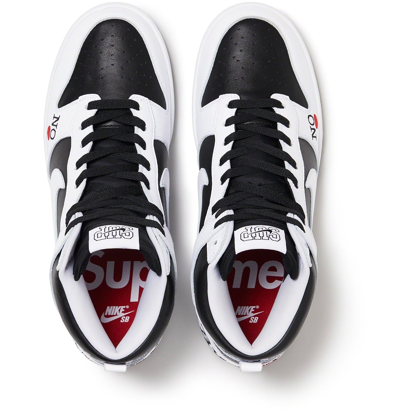 Supreme®/Nike® SB Dunk High view 15
